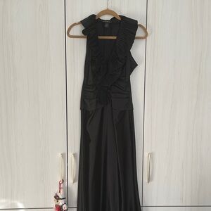 Chic Black Ruffled Maxi Dress